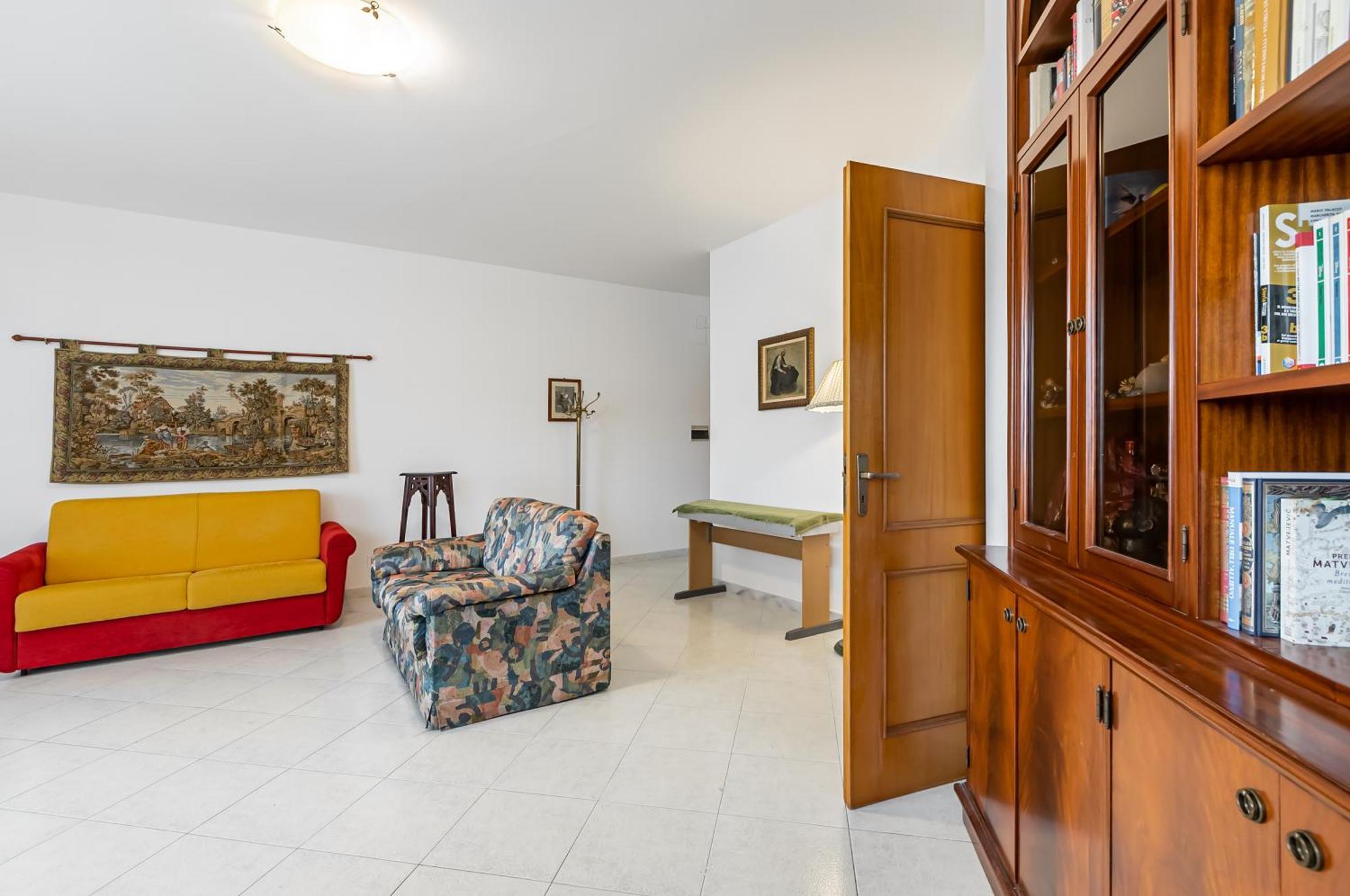 Palazzo Reale & Piazza Indipendenza Roomy Flat Palermo Exteriör bild